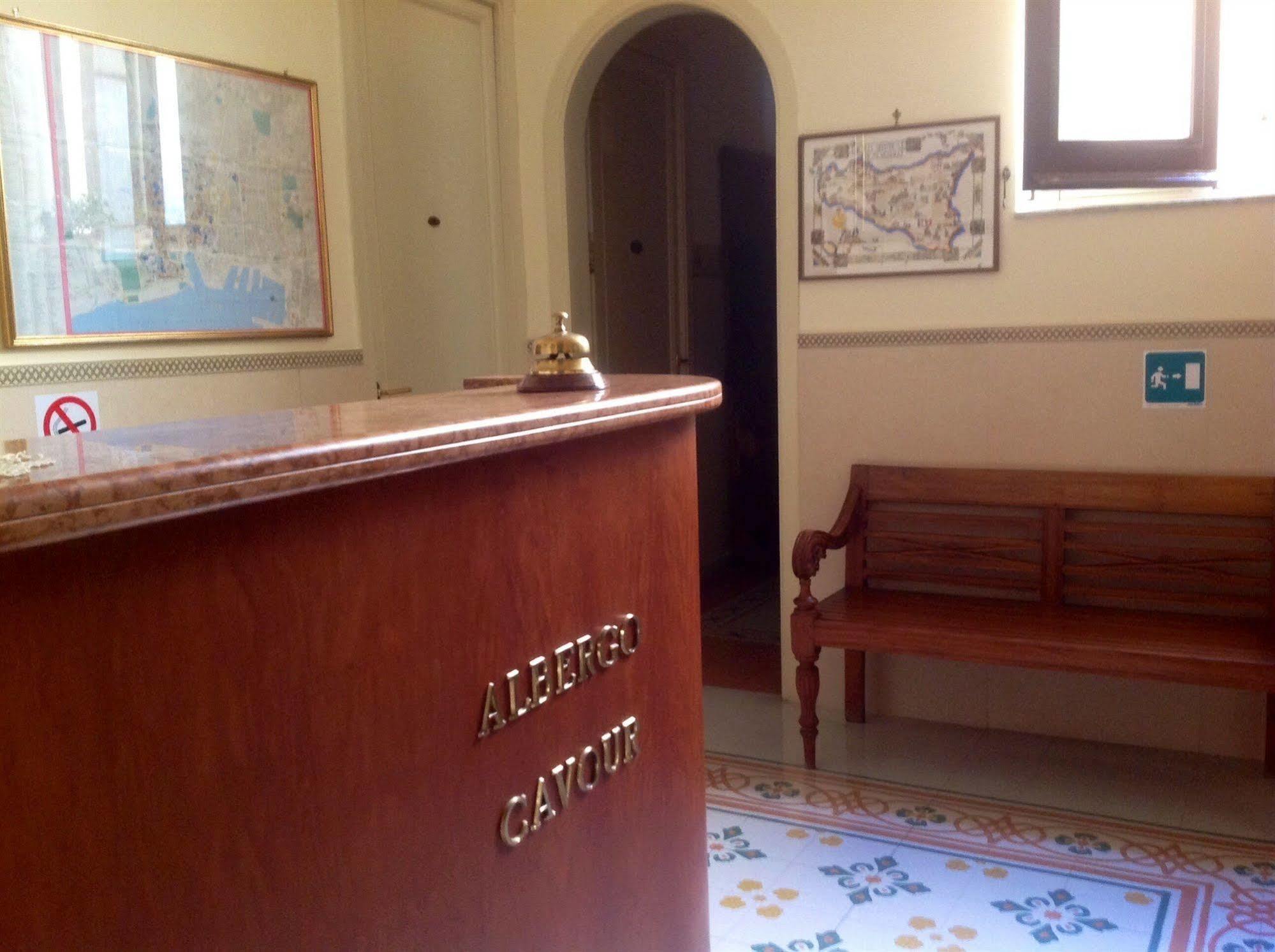 Albergo Cavour Palermo Luaran gambar