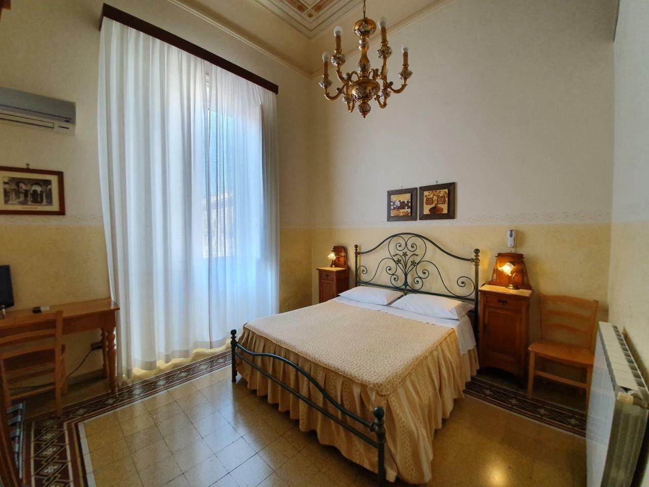Albergo Cavour Palermo Luaran gambar